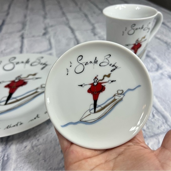 POTTERY BARN Santa Baby - Picture 7 of 9